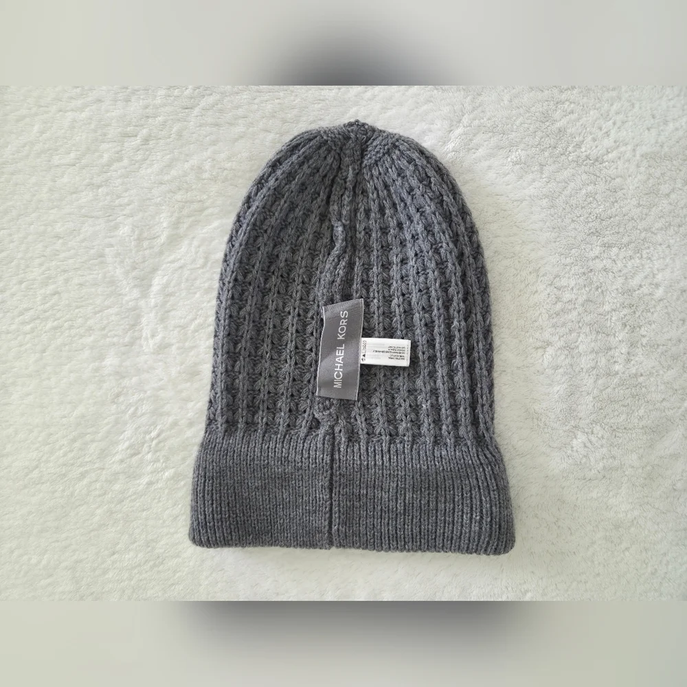 New!!! Michael Kors Gray Knit Beanie Women's Hat